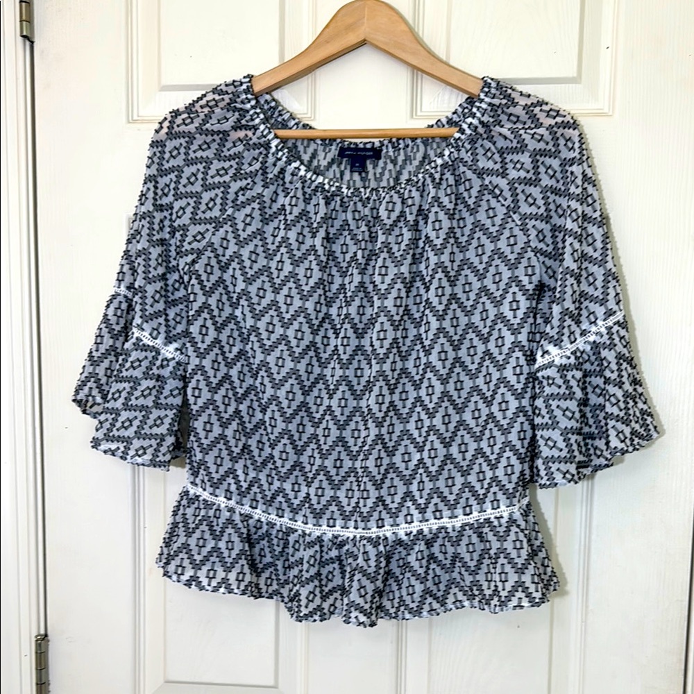 Summer Sale🔥 Tommy Hilfiger Peplum Summer Top Size Medium Geometric Pattern